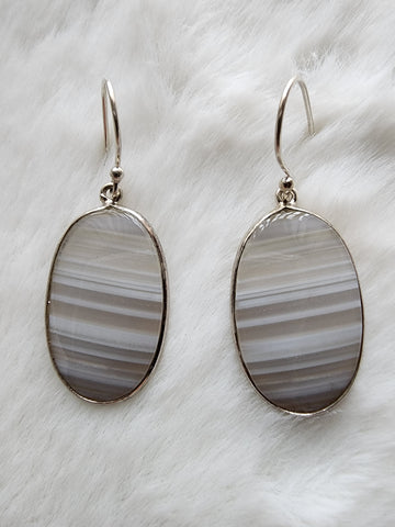 Sterling Silver w/ Natural Banded Onyx     (New)