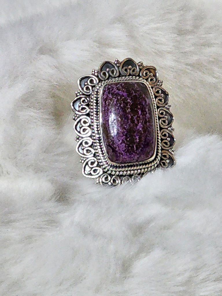 Large Sterling Silver & Stichtite Ring  Size 6   (New)  Unknown Artist