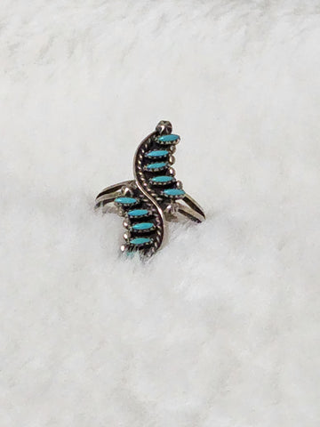 Zuni Petit Point Sterling Silver & Turquoise Ring    Size 6    (Vintage)  RARE  Artist:  Carlos Tsipa  